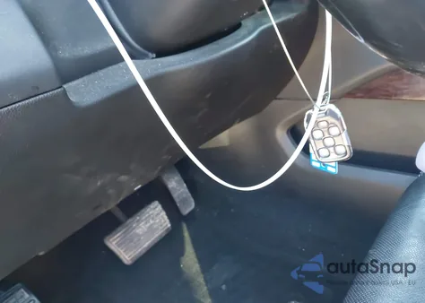 2017 GMC Yukon Xl Slt z USA, uszkodzony, nr VIN 1GKS1GKC4HR289143